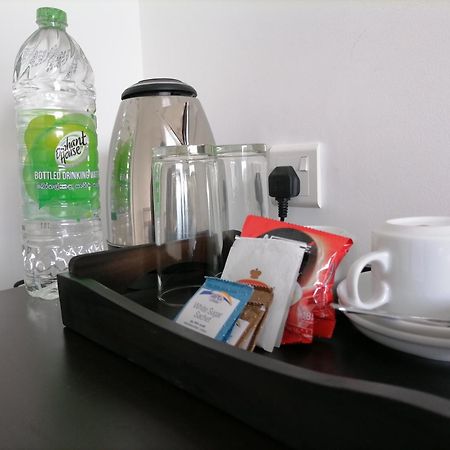 Ara Beach Resort Мириса Екстериор снимка