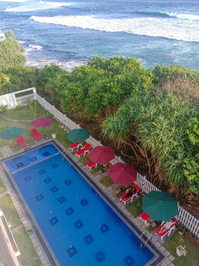 Ara Beach Resort Мириса Екстериор снимка