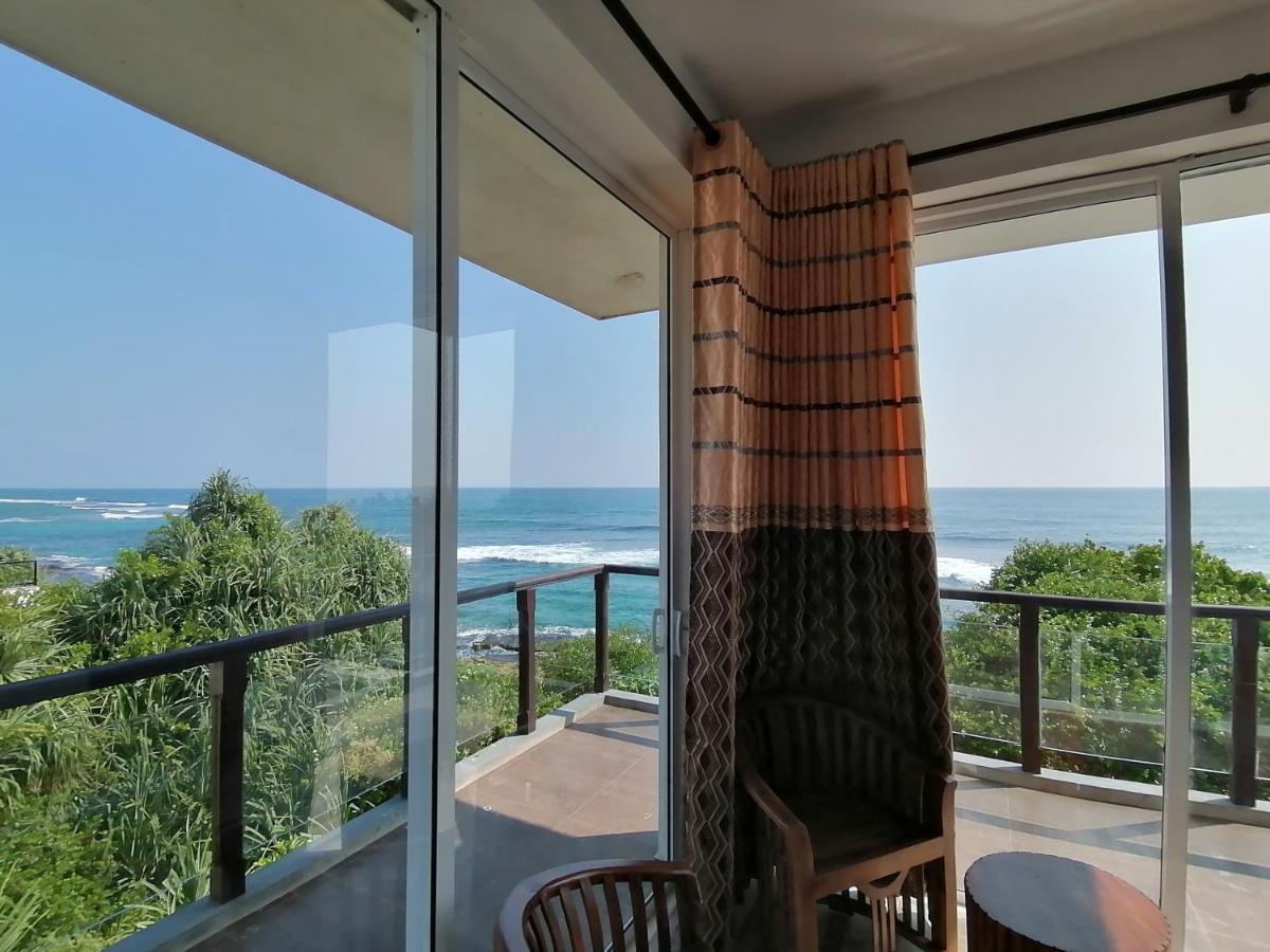 Ara Beach Resort Мириса Екстериор снимка