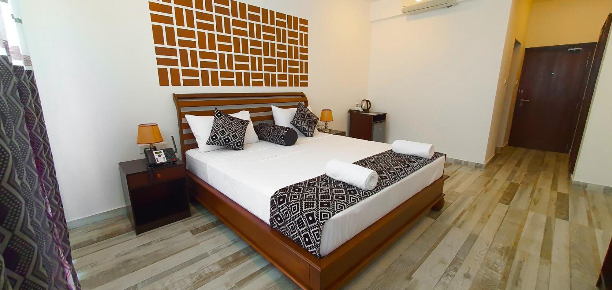 Ara Beach Resort Мириса Екстериор снимка